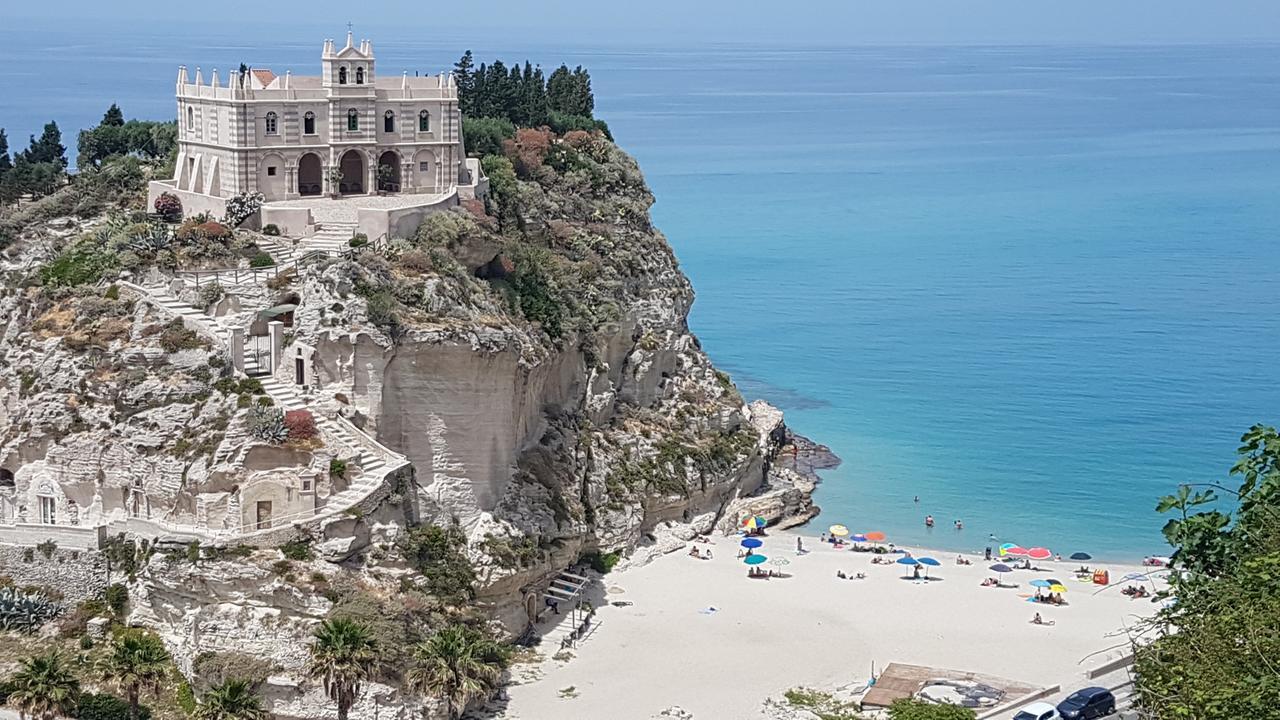 Bed and Breakfast Chez Moi Tropea Centro Exterior foto